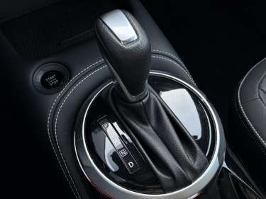 NISSAN JUKE DIG-T 114 DCT7 Tekna