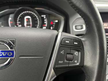 VOLVO XC 60 D4 190 Summum Geartronic