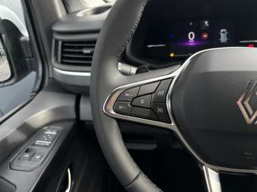 RENAULT TRAFIC L2H1 3T 2.0 BlueDCI 170 Auto9 Extra