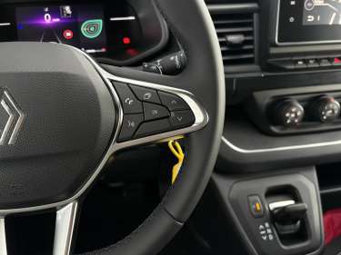 RENAULT TRAFIC L2H1 3T 2.0 BlueDCI 170 Auto9 Extra