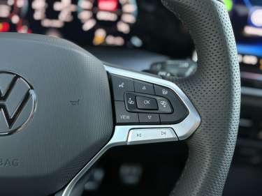 VW GOLF 8 NV 2.0 TDI 150 DSG R-Line