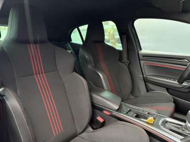 RENAULT MEGANE IV 1.6 E-Tech Plug-in 160 RS Line