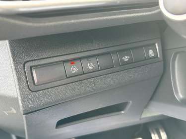 PEUGEOT 3008 1.5 BlueHDI 130 EAT8 GT