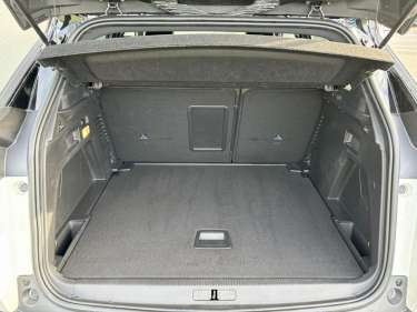 PEUGEOT 3008 1.5 BlueHDI 130 EAT8 GT