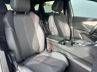 PEUGEOT 3008 1.5 BlueHDI 130 EAT8 GT