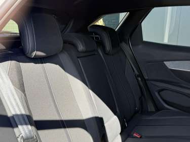 PEUGEOT 3008 1.5 BlueHDI 130 EAT8 GT