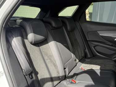 PEUGEOT 3008 2.0 BlueHDI 180 EAT6 GT