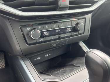 SEAT ARONA TSI 115 DSG Xpérience