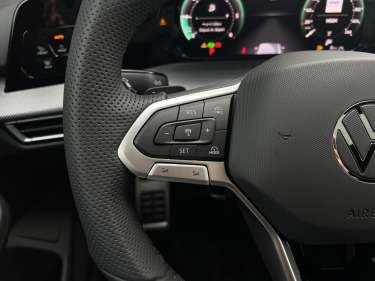 VW GOLF 8 NV 2.0 TDI 150 DSG R-Line