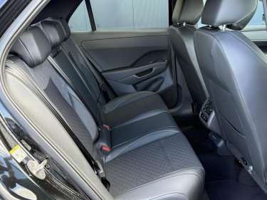 VW T-ROC NV 1.5 eTSI Hybrid DSG7 150 R-Line