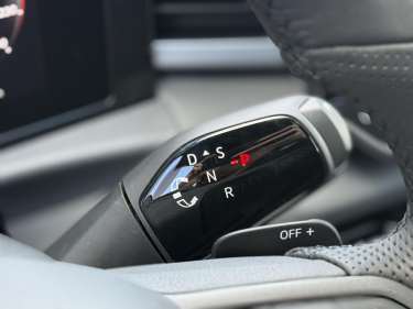 VW T-ROC NV 1.5 eTSI Hybrid DSG7 150 R-Line