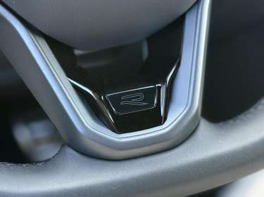 VW T-ROC NV 1.5 eTSI Hybrid DSG7 150 R-Line