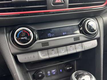 HYUNDAI KONA 1.6 T-GDi 177 DCT Executive