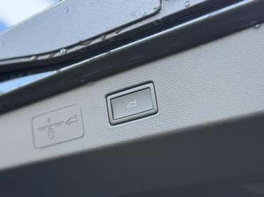 VW T-ROC NV 1.5 eTSI Hybrid DSG7 150 R-Line