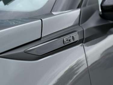 PEUGEOT 2008 Hybrid 136 e-DSC6 GT