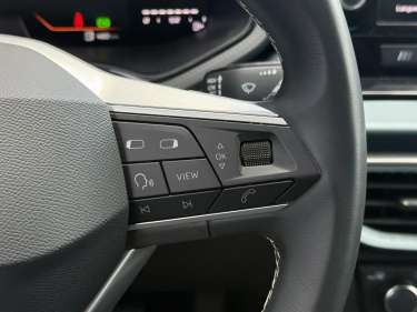 SEAT ARONA TSI 115 DSG Xpérience