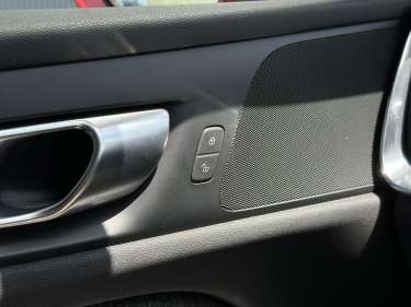 VOLVO S60 B4 197 MHEV Core +