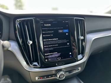 VOLVO S60 B4 197 MHEV Core +