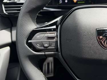 PEUGEOT 308 NV Hybrid 145 GT e-DSC6