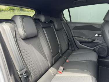 PEUGEOT 308 NV Hybrid 145 GT e-DSC6
