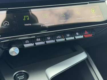 PEUGEOT 308 NV Hybrid 145 GT e-DSC6