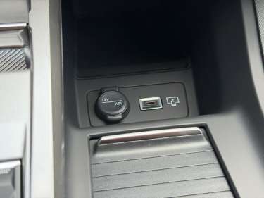 PEUGEOT 308 NV Hybrid 145 GT e-DSC6