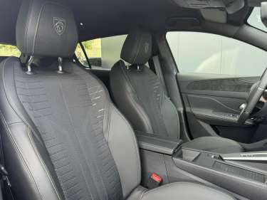 PEUGEOT 308 NV Hybrid 145 GT e-DSC6
