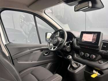 NISSAN PRIMASTAR COMBI L1 2.0 DCI 150 Tekna