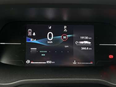NISSAN PRIMASTAR COMBI L1 2.0 DCI 170 BVA6 Tekna