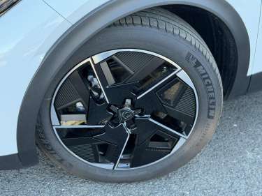 PEUGEOT 408 Hybrid 145 e-DSC6 GT
