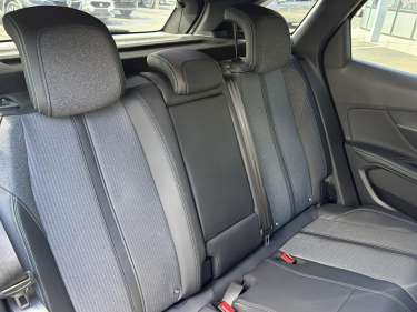 PEUGEOT 3008 Plug-in Hybrid 180 Allure e-EAT8