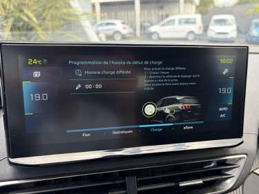PEUGEOT 3008 Plug-in Hybrid 180 Allure e-EAT8