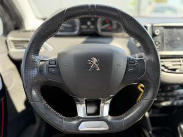 PEUGEOT 2008 1.5 BlueHDI 120 EAT6 GT Line