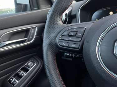 MG MOTOR EHS 1.5 T-Gdi 258 PHEV Luxury