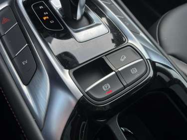 MG MOTOR EHS 1.5 T-Gdi 258 PHEV Luxury