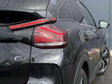 CITROEN C4 1.2 PureTech 130 EAT8 Shine Pack