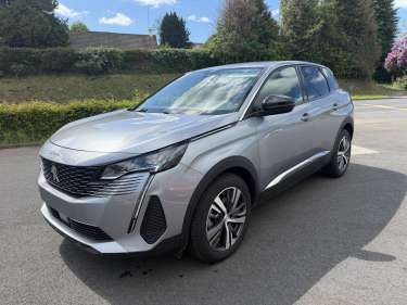 PEUGEOT 3008 1.5 BlueHDI 130 Allure Pack