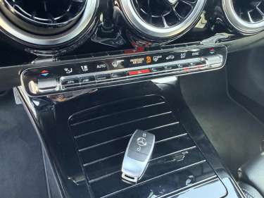 MERCEDES CLASSE A 180D 116 7G-DCT Progressive Line