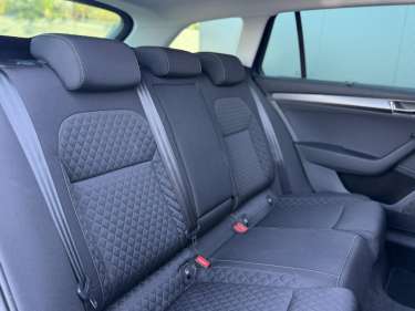 SKODA SUPERB COMBI 2.0 TDI 150 DSG Ambition
