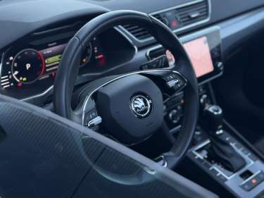 SKODA SUPERB COMBI 2.0 TDI 150 DSG Ambition