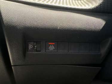 PEUGEOT 2008 1.2 PureTech 130 EAT8 Allure Pack