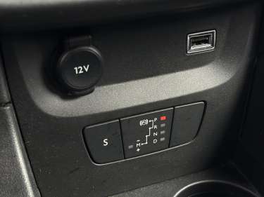 CITROEN C3 PureTech 110 EAT6 Shine Pack