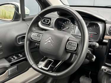 CITROEN C3 PureTech 110 EAT6 Shine Pack