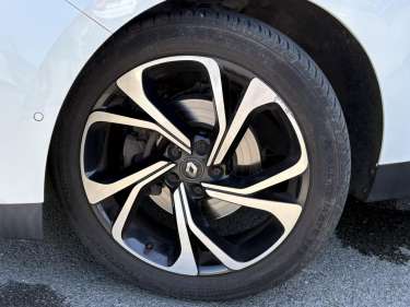 RENAULT GRAND SCENIC 1.3 TCE 140 EDC Bose Edition
