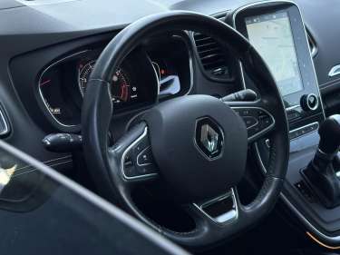 RENAULT GRAND SCENIC 1.3 TCE 140 EDC Bose Edition