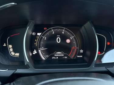RENAULT GRAND SCENIC 1.3 TCE 140 EDC Bose Edition
