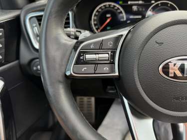 KIA XCEED 1.6 CRDi MHEV 136 DCT Premium