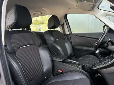 RENAULT GRAND SCENIC 1.7 BlueDCI 150 Intens
