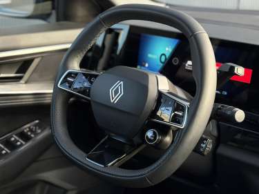 RENAULT AUSTRAL E-Tech Full Hybrid 200 Techno
