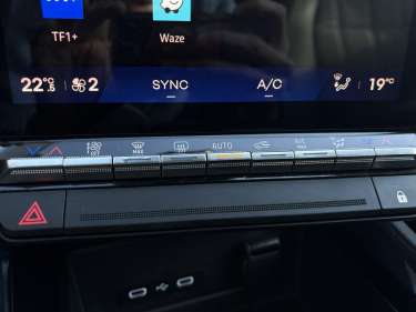 RENAULT AUSTRAL E-Tech Full Hybrid 200 Techno